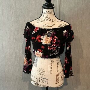 Black and Red Off-Shoulder Crop Blouse with 3/4 Sleeves Size Small